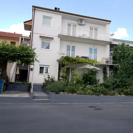 App Antonic Zrinka Apartman
